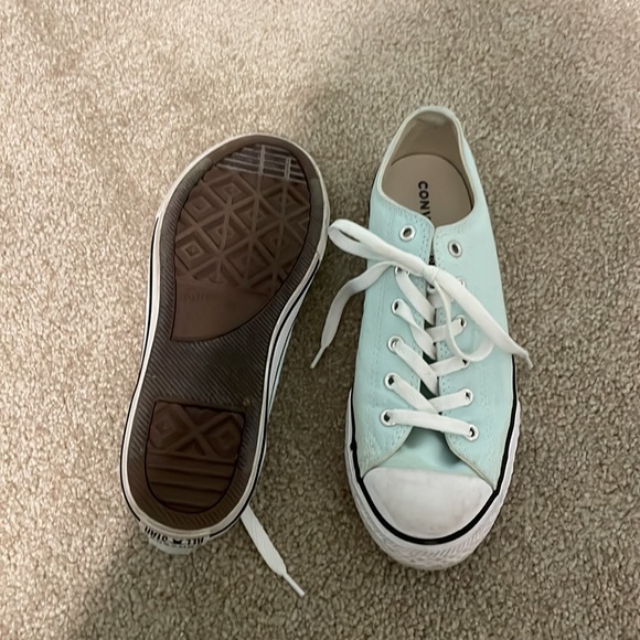*SOLD* Teal Converse Low-Tops - Picture 3 of 8